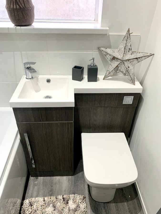Villa Victory Luxury Hot Tub House Blackpool Exterior foto