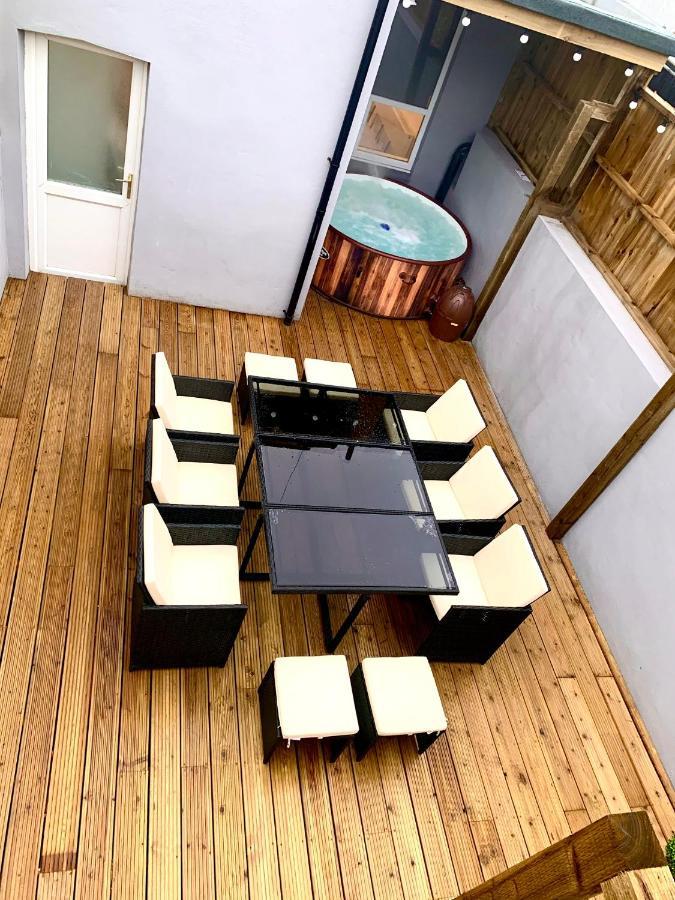 Villa Victory Luxury Hot Tub House Blackpool Exterior foto