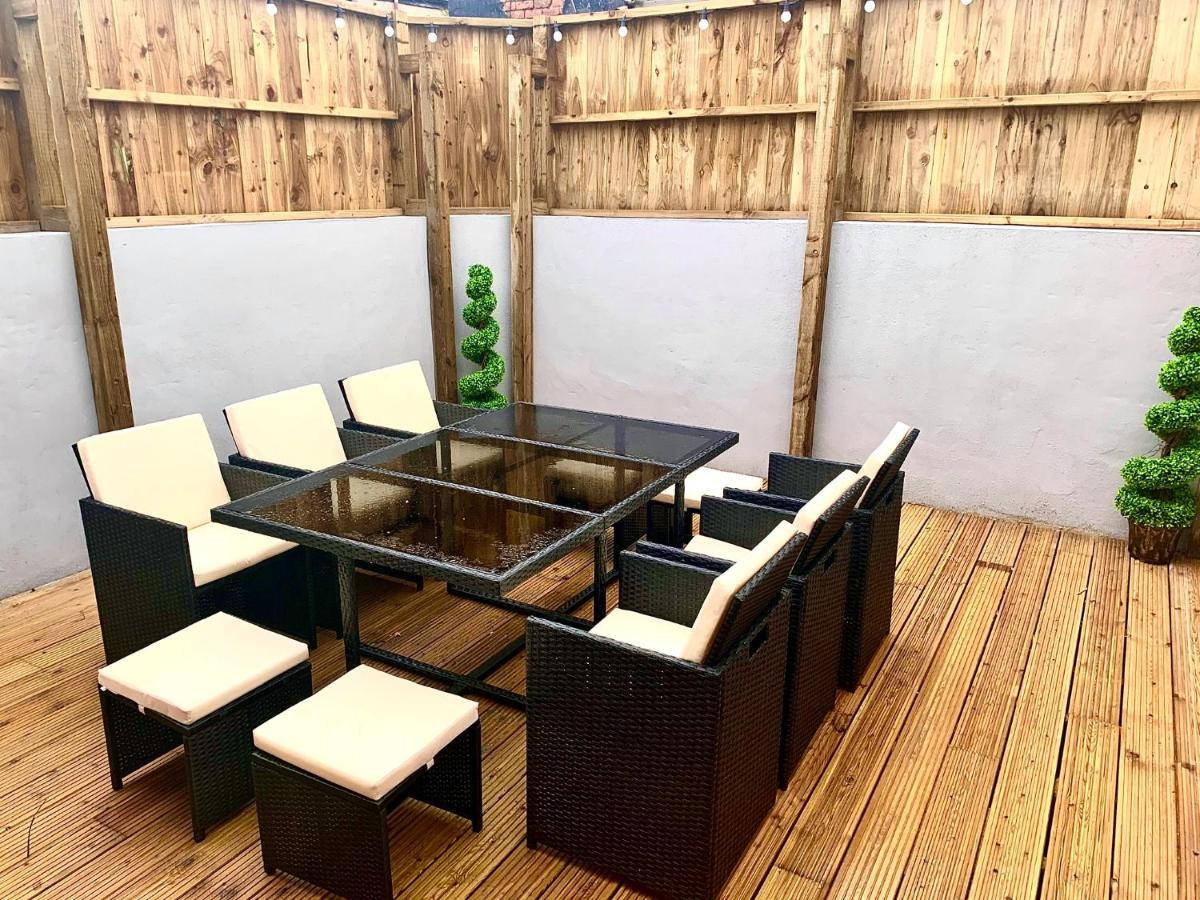 Villa Victory Luxury Hot Tub House Blackpool Exterior foto
